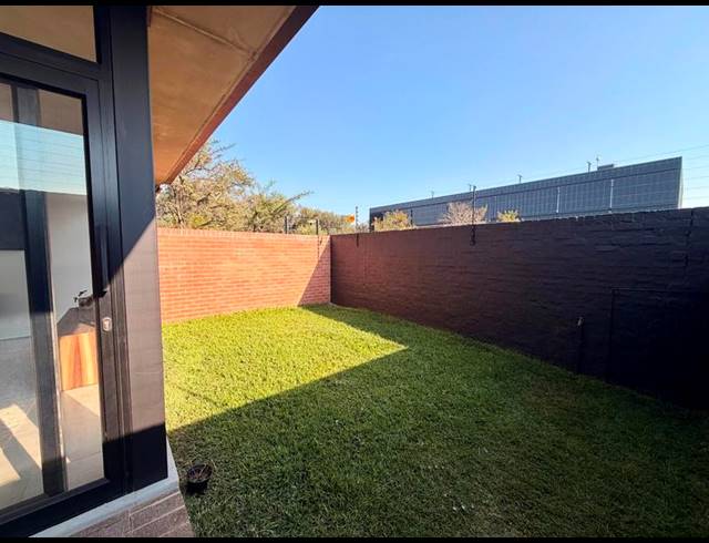 3 BEDROOM TOWNHOUSE FOR SALE IN OLYMPUS AH